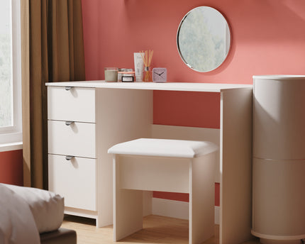 Bora Bedroom Collection In Matt White