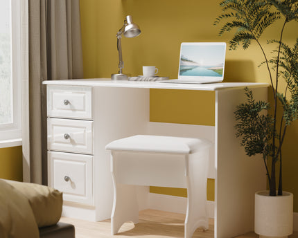 Pembroke Bedroom Collection In White Gloss