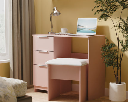 Plymouth Bedroom Collection In Kobe Pink