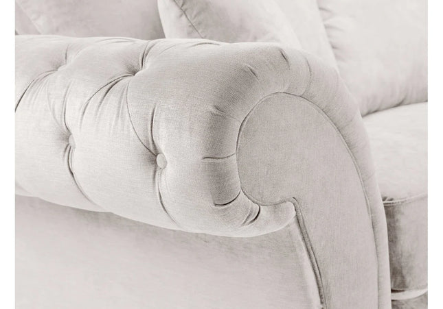 Rounded button detailed arms 